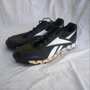 Men's size 16 baseball/softball cleats